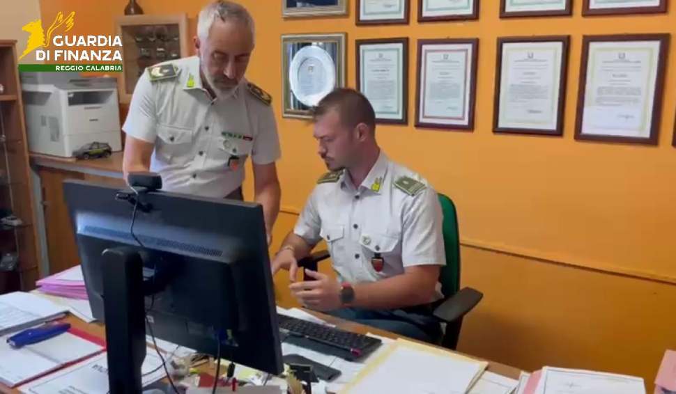 guardia finanza reggio calabria