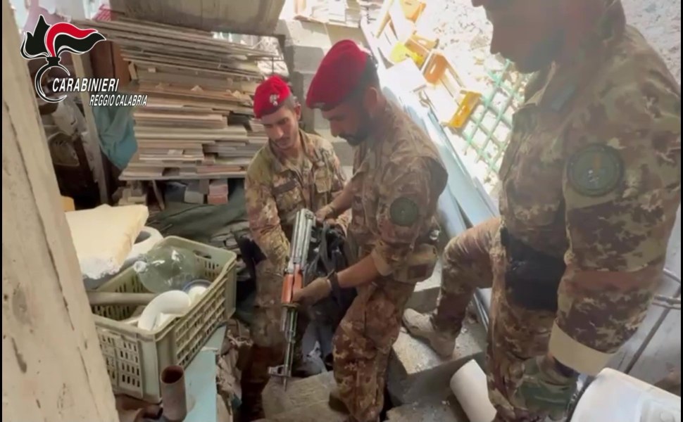 sequestrato Kalashnikov