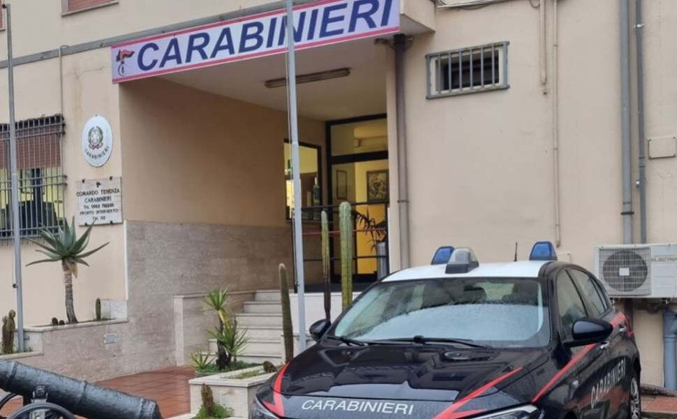carabinieri isola crotone