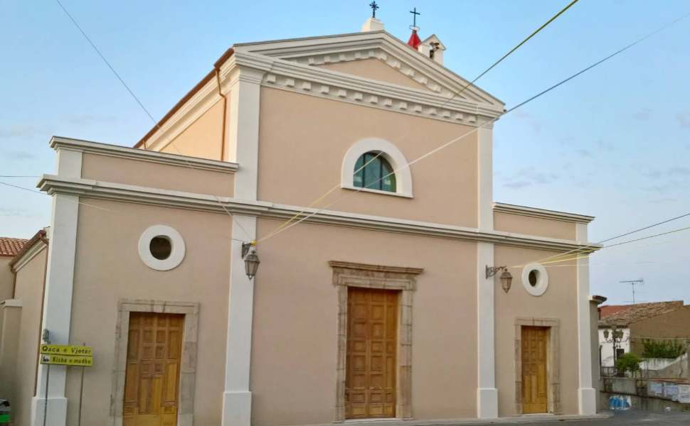 chiesa santi pietro paolo spezzano albanese