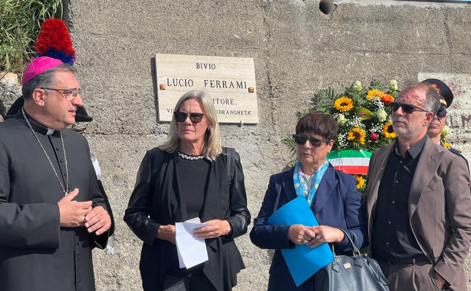 Ferrami intitolazione bivio acquappesa 02