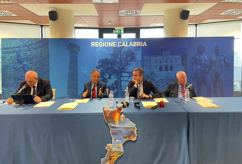 Firma ospedale Rende