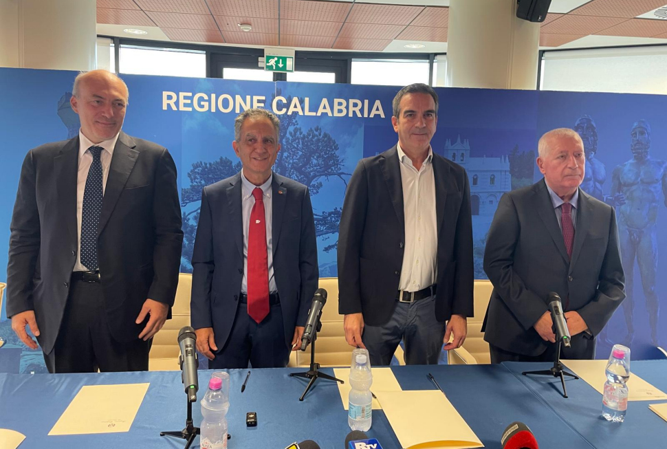 Firma ospedale Rende policlinico