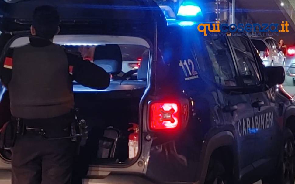 calabria carabinieri notte cosenza